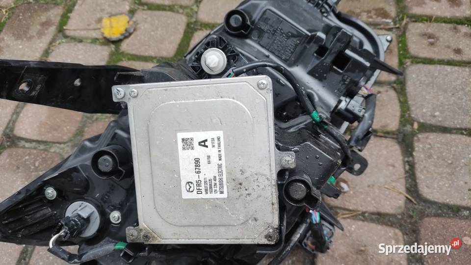 MAZDA CX30 CX30 KF434 LEWA PRAWA LAMPA PRZEDNIA Lampy przednie Wołomin