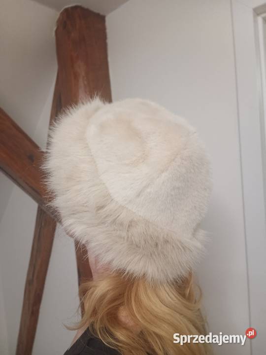 Czapka damska w stylu mongolskim Czapki Brzeg