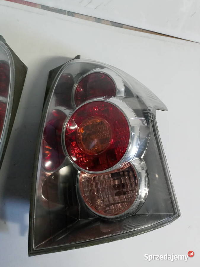 Toyota corolla verso tylna lampa łódzkie Łódź