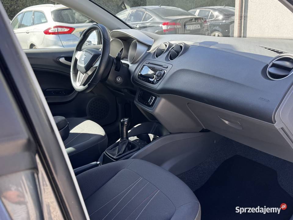 Seat Ibiza 2011r GWARANCJA Niski Przebieg sprzedam