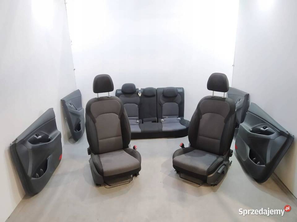 FOTELE KANAPA BOCZKI KOMBI KPL Hyundai i30 III sprzedam