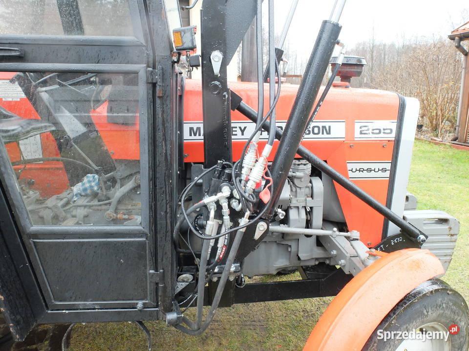 Ładowacz czołowy firmy Agrosped model V700 dolnośląskie Strzegom