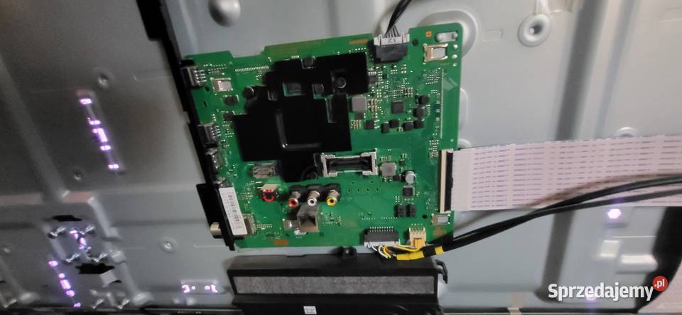 UE82TU800 SAMSUNG uszkodzony pilot orginal sprzedam