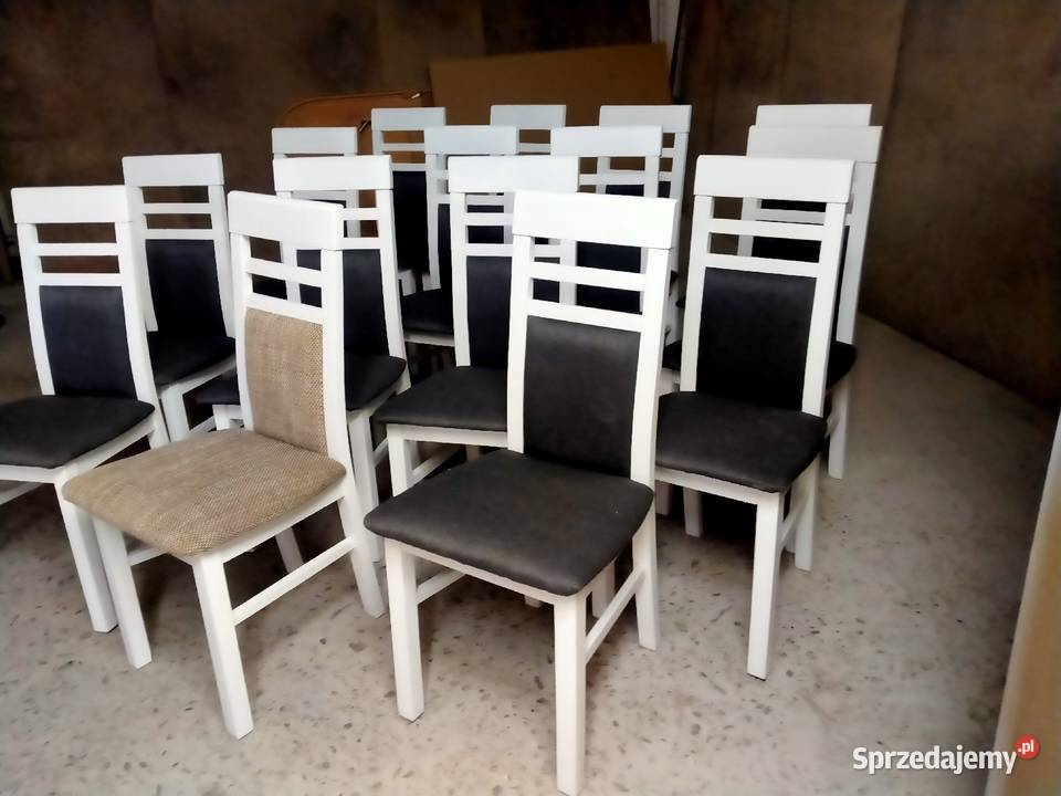 Nowe krzesła Dębno