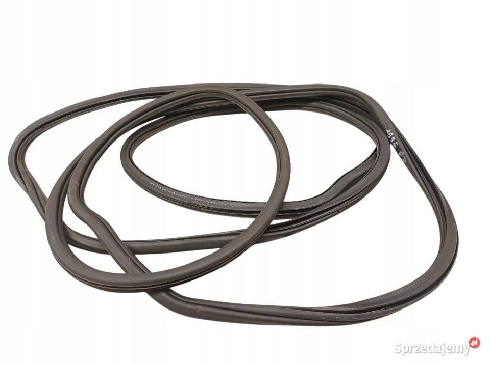 USZCZELKA DRZWI LEWY PRAWY PRZÓD KPL KAROSERYJNA Rok produkcji 2014