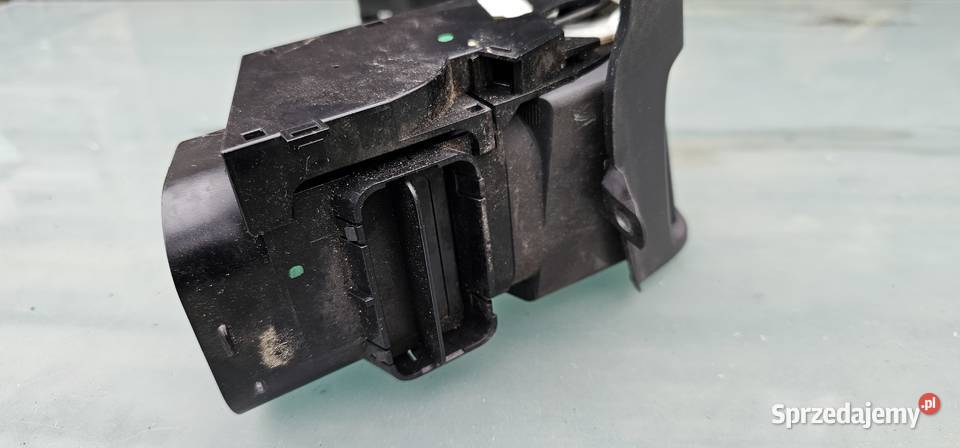 Kratka nawiewu lewy przód mercedes w210 lift osobowe Zbąszyń sprzedam