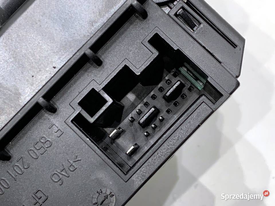 PODNOŚNIK SZYBY PRAWY PRZÓD VW POLO V osobowe