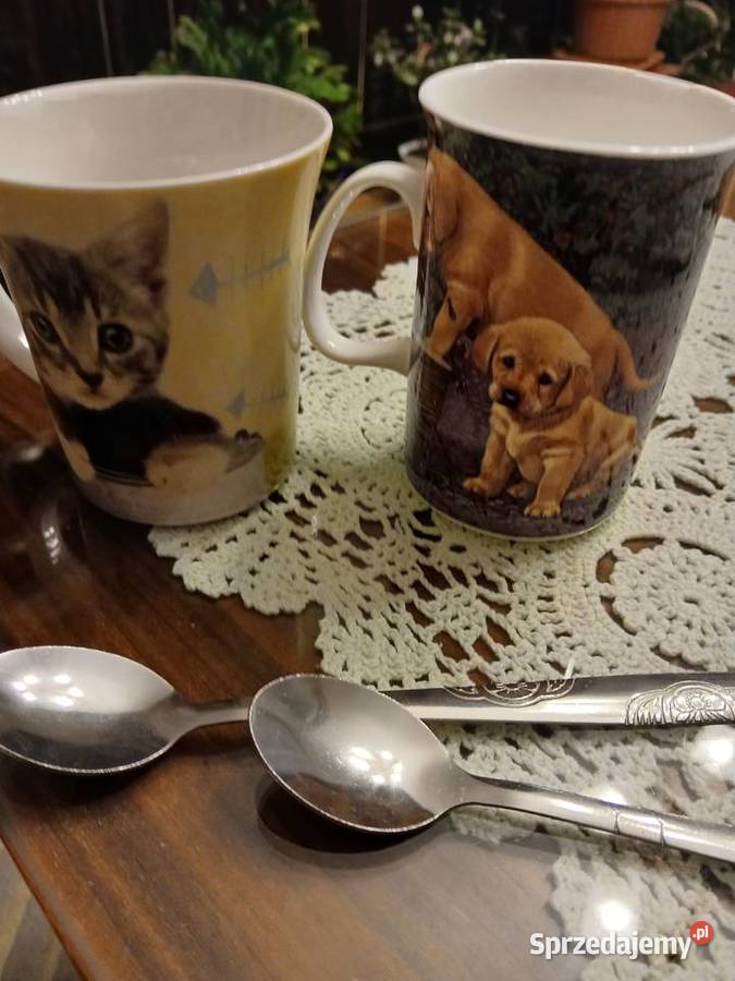 Kubki porcelanowe ze zwierzętami sygnowane Warszawa