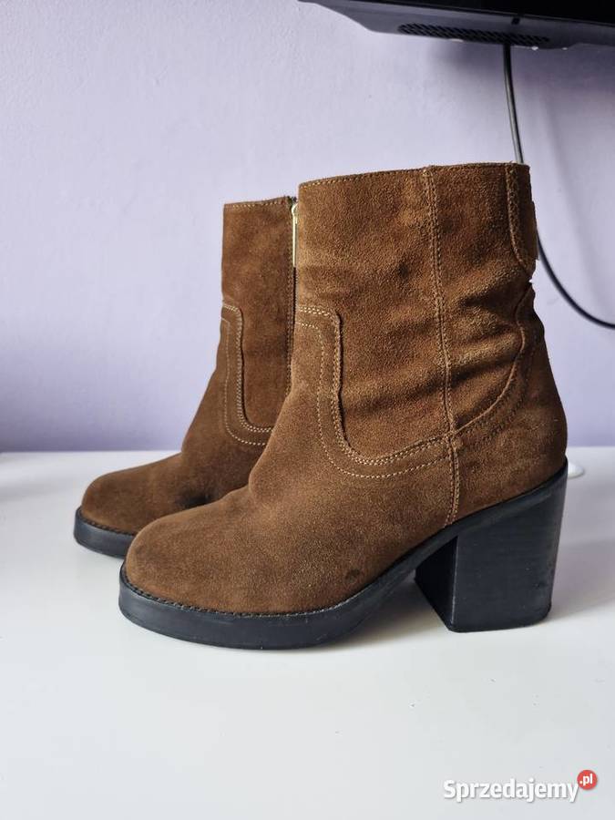 Buty kobiet jesienne brązowe
