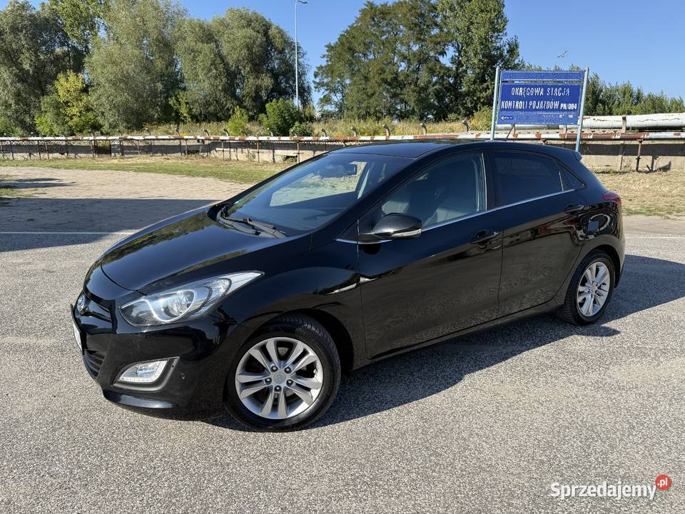 Hyundai i30 14 BENZYNA Klimatronik Nawigacja podgrzewane fotele Konin