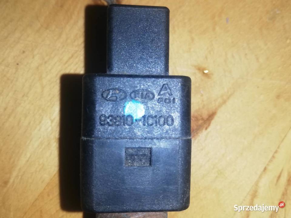 938101C100 czujnik hamowaniaprzełącznik lampy Ostrów Wielkopolski sprzedam