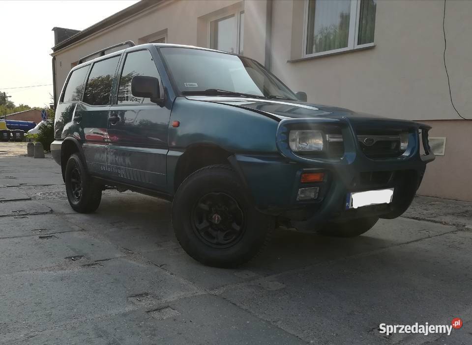 Ford Maverick Nissan Terrano 27 td 4x4 z Białystok sprzedam