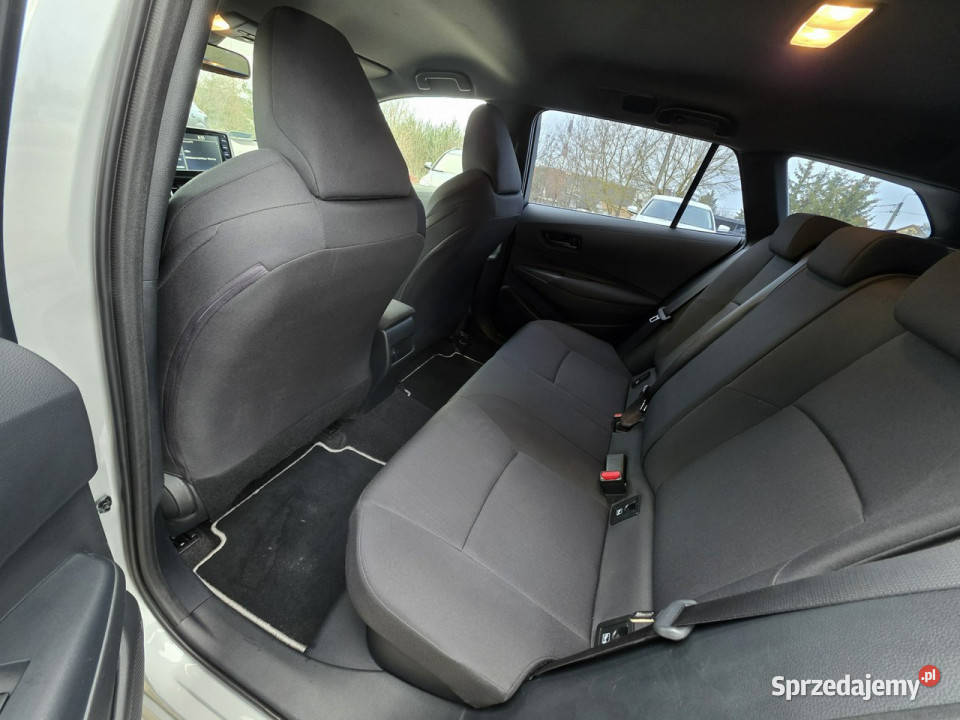 Toyota Corolla 21r Salon Polska 18 HYBRID 122KM Białystok sprzedam
