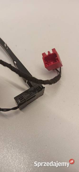 AUDI Q3 LED BOCZKA DRZWI PRAWY PRZÓD 83A947196