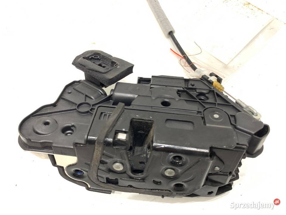 ZAMEK DRZWI LEWY PRZÓD SKODA RAPID Hatchback