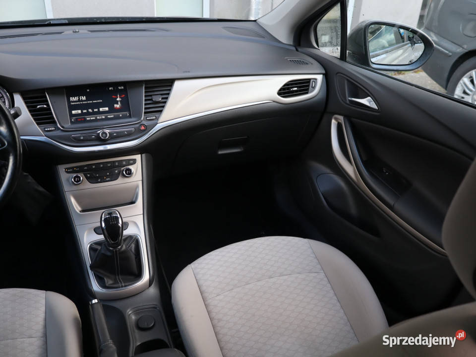 Opel Astra 14 T