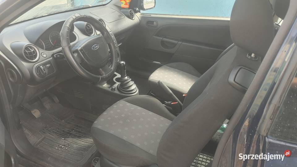 Ford fiesta mk5 13 Benzyna 2005r Stan Db 100 MP3 warmińsko-mazurskie Ełk sprzedam