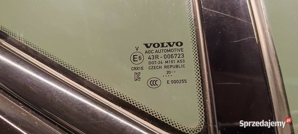 VOLVO XC40 DRZWI PRAWY TYŁ ONYX BLACK 717 osobowe Drzwi dolnośląskie