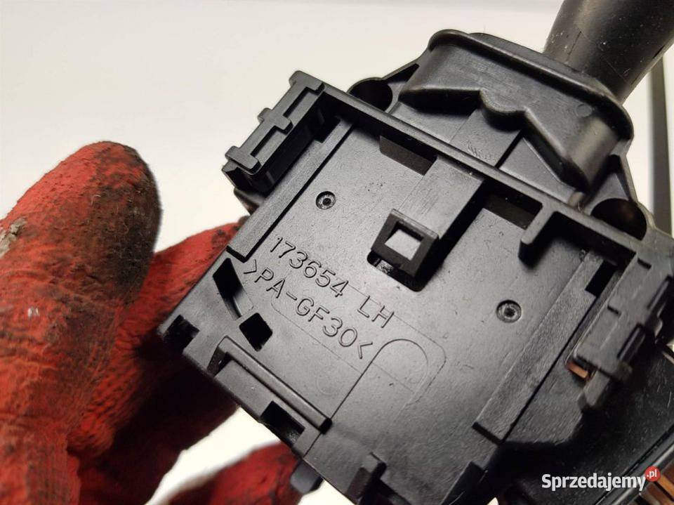 PRZEŁĄCZNIK 173654LH TOYOTA AVENSIS T25