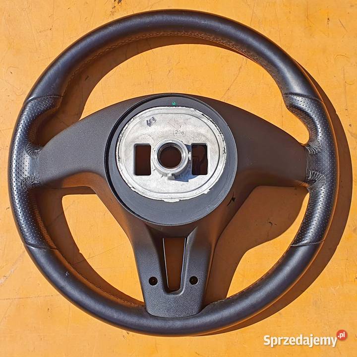 MERCEDES C KLASA W204 2011 KIEROWNICA SKÓRA Wyposażenie wnętrza Radom