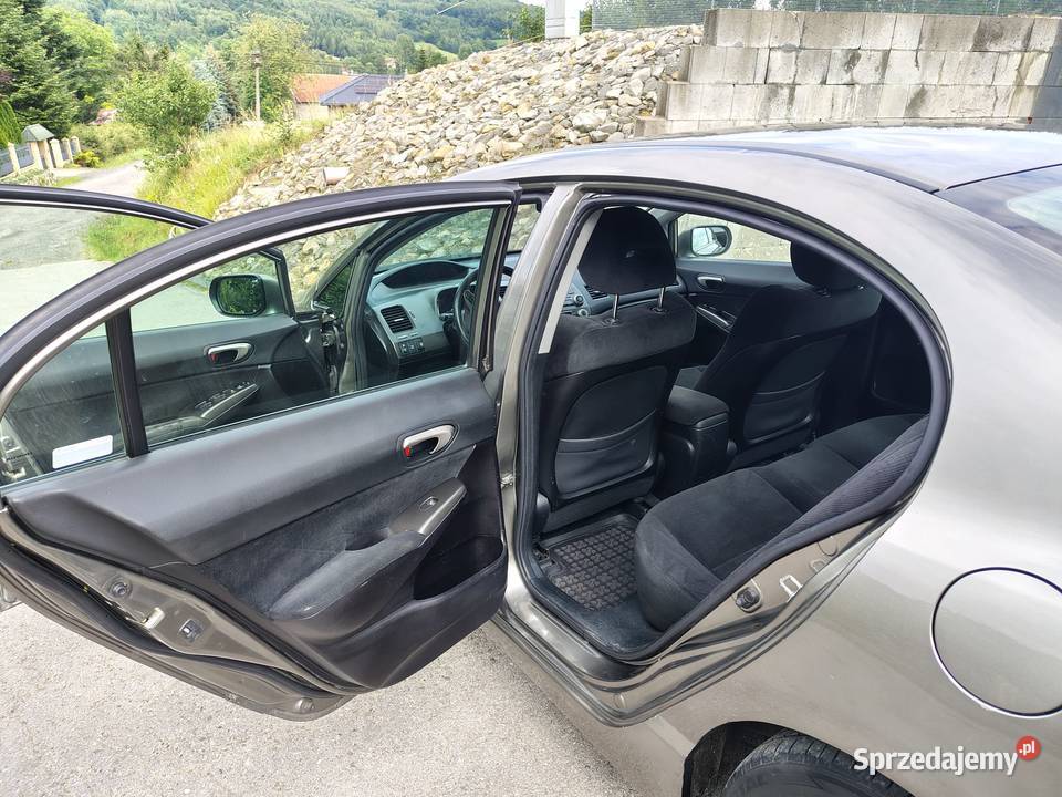 Mam do zaoferowania Hondę Civic VIII generacji w podkarpackie Strzyżów