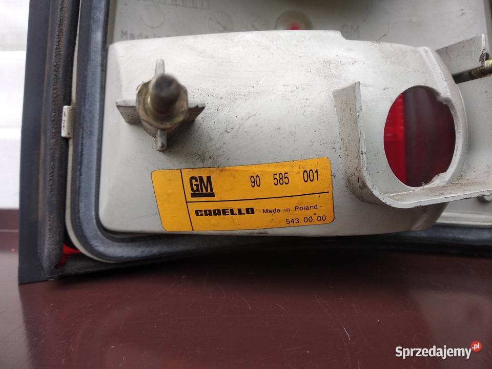 Opel Vectra B Kombi Caravan przedlift lampa tył Lampy tylne Sieradz sprzedam