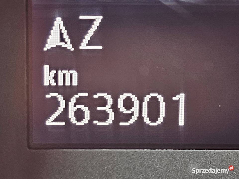 Volkswagen CRAFTER 50 20 TDI 177 L4H3 blaszak