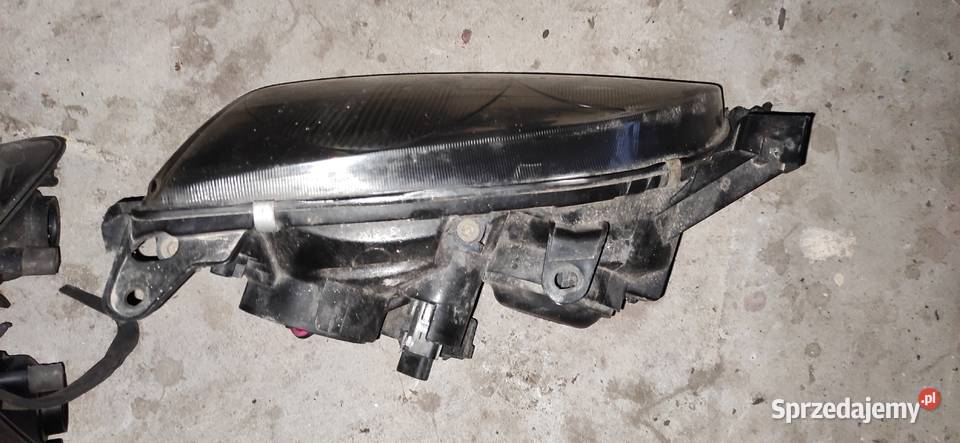 Toyota Avensis T22 reflektor lampa kierunkowskaz Kraśnik