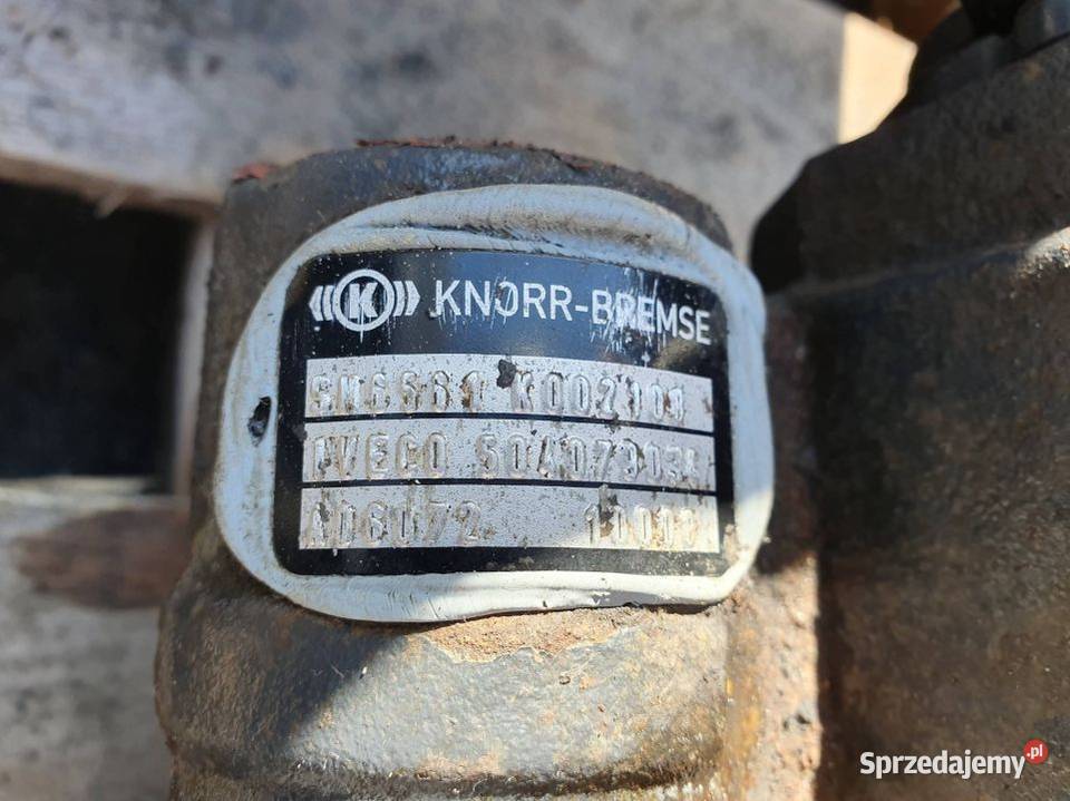 ZACISK HAMULCOWY PRZÓD PRAWY IVECO EUROCARGO osobowe Lipno