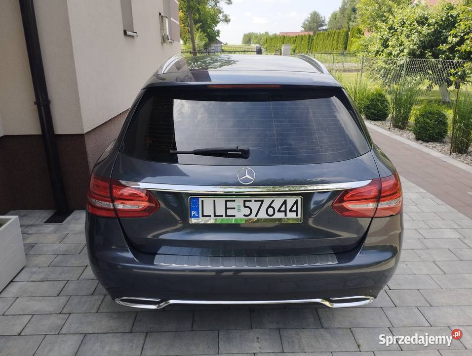 Ładny zadbany Mercedes W205 16 diesel Rok produkcji 2015 Brzeziny sprzedam