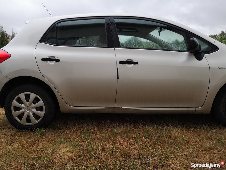 Toyota Auris 2009 salon niski przebieg Wołomin sprzedam