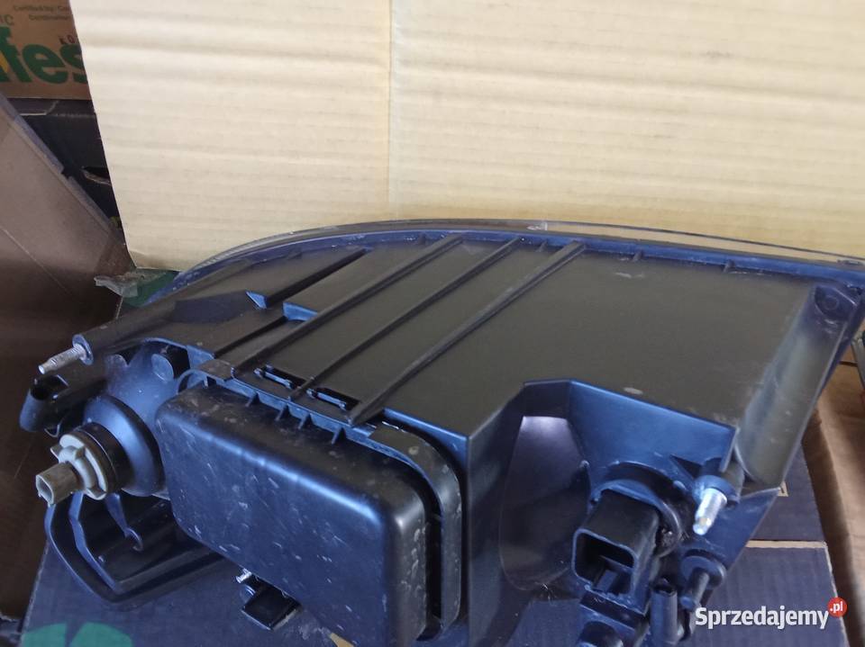 Ford transit mk6 reflektory przednie lewy i dostawcze dolnośląskie Kamieniec Wrocławski