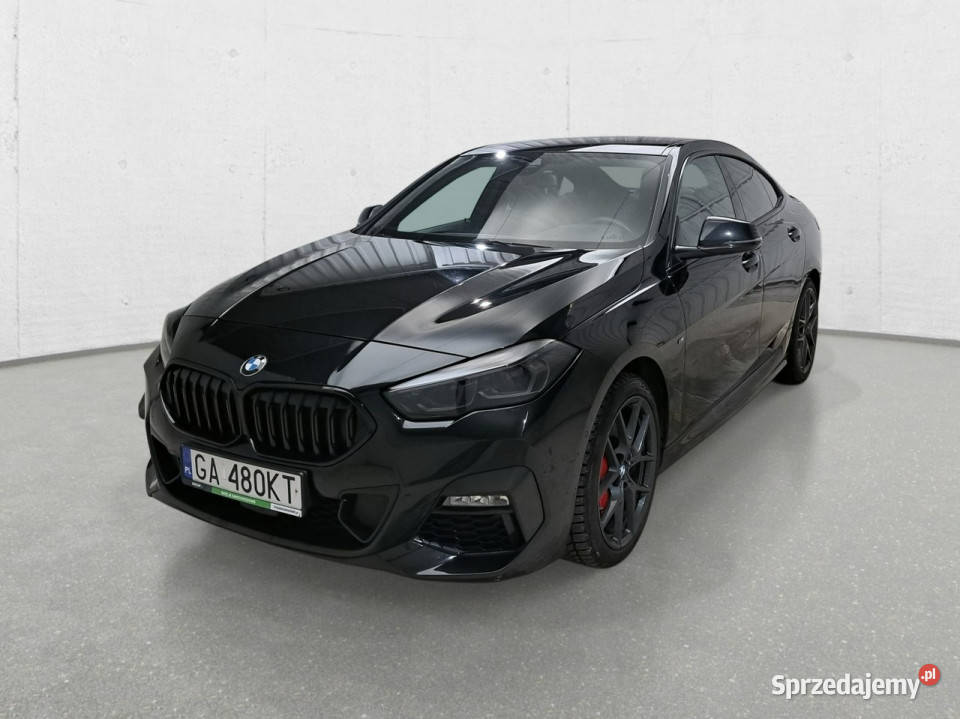 BMW 218 F44