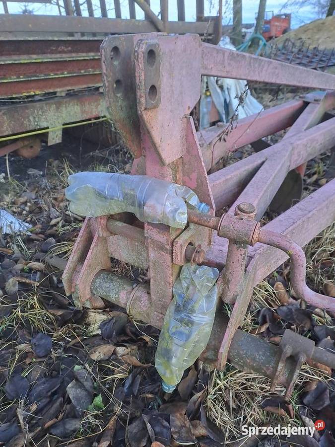 Pługi 5skibowe Lechia Puchaczów Chłaniówek sprzedam
