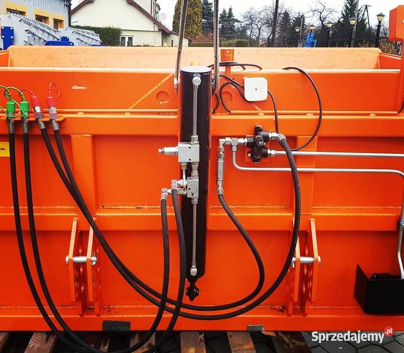 Piaskarka posypywarka samozaładowcza 150 200 Przemyśl