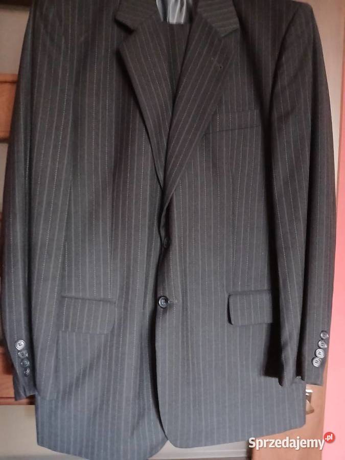 Elegancki garnitur marki Pierre Larett Poznań