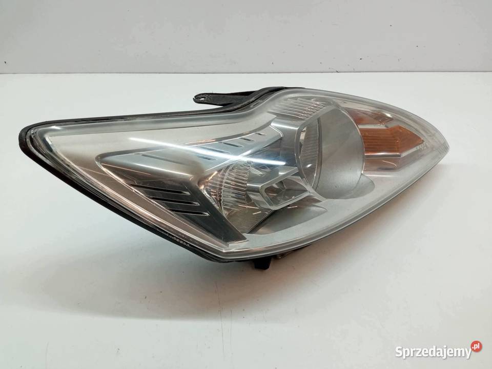 LAMPA PRZÓD PRAWA LIFT 8M5113W029BE Ford Focus świętokrzyskie sprzedam