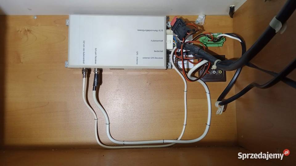 Automatyczna antena sat Oyster2 zestaw z TV Jeżów Sudecki