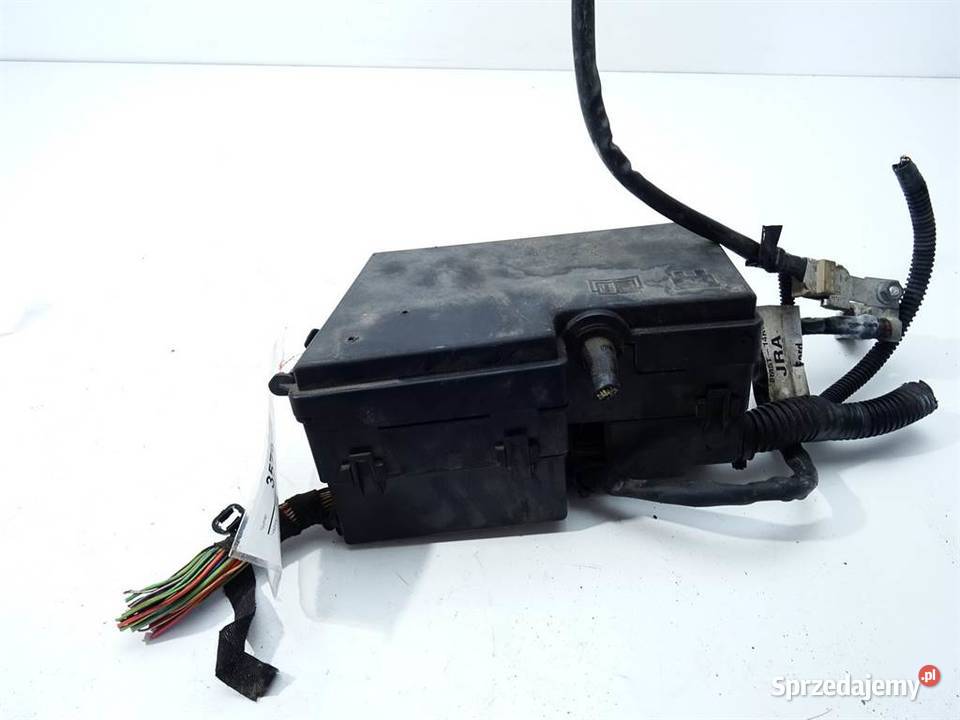 SKRZYNKA BEZPIECZNIKÓW FORD FOCUS C Van minibus