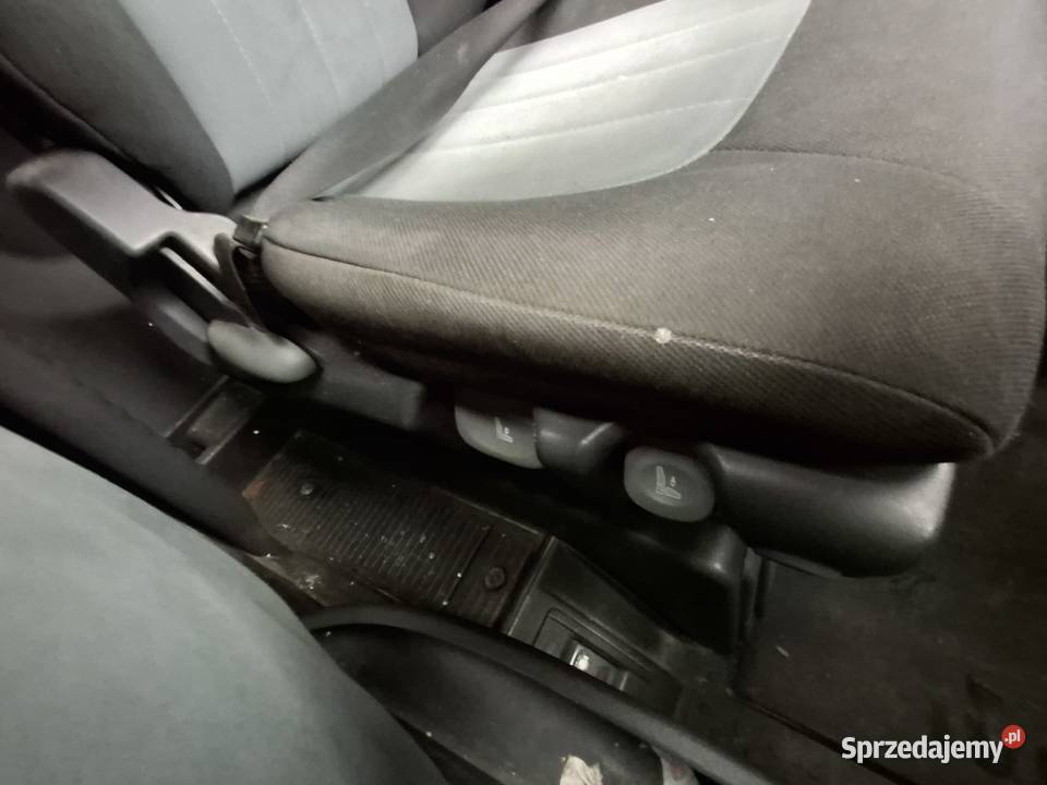 IVECO STRALIS FOTEL PASAŻERA PNEUMATYCZNY PRAWY Bieleń