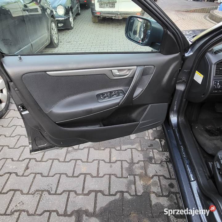 Volvo XC 70 24D AWD Momentum bezwypadkowy bez Góra Kalwaria