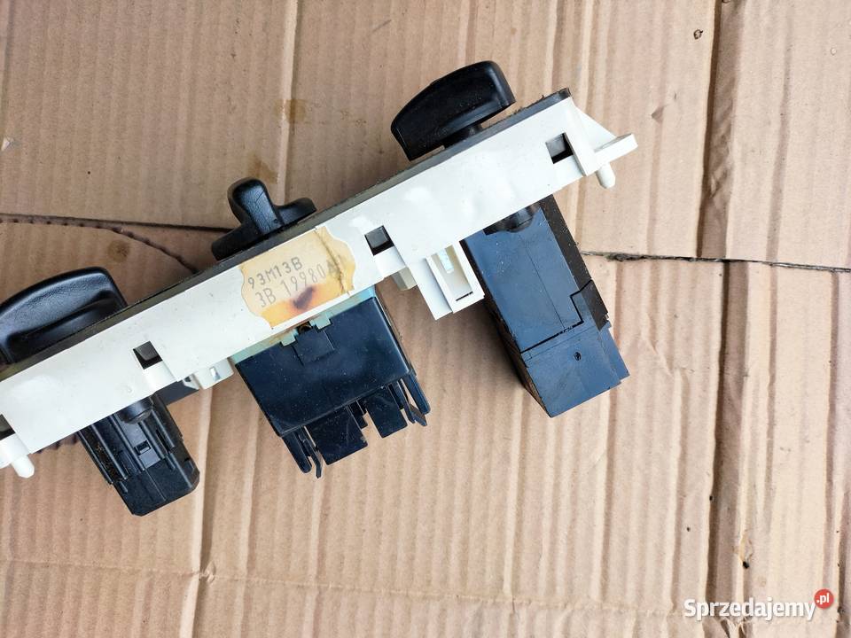 FORD MONDEO MK1 PANEL NAWIEWU KLIMATYZACJI Kamień-Kolonia sprzedam
