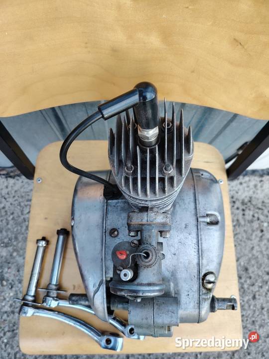 Silnik komar sztywniak na pedały Świerczów