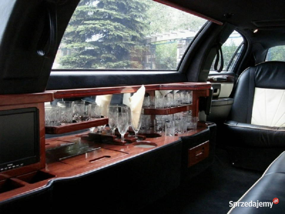 Lincoln Town Car III 19982011 Rok produkcji 2004 Pabianice sprzedam