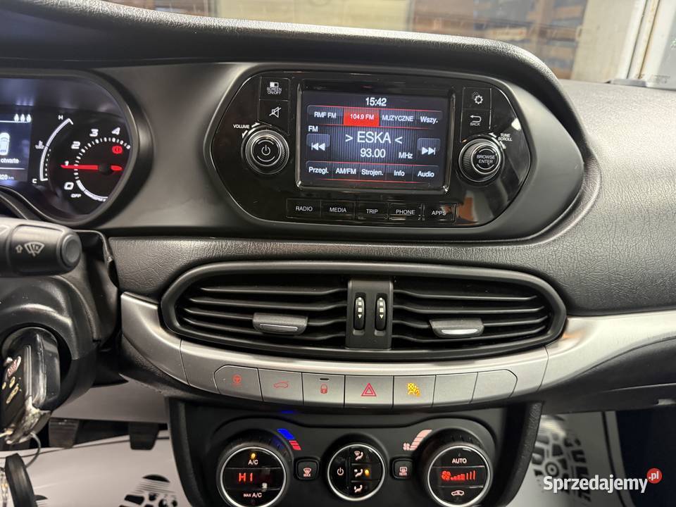 14 Benzyna LPG Lounge sedan GWARANCJA radio Poznań sprzedam