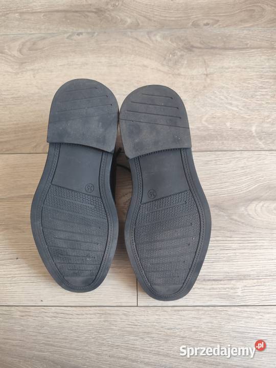 Buty komunijne chłopięce rozmiar 35 czarne Łódź sprzedam
