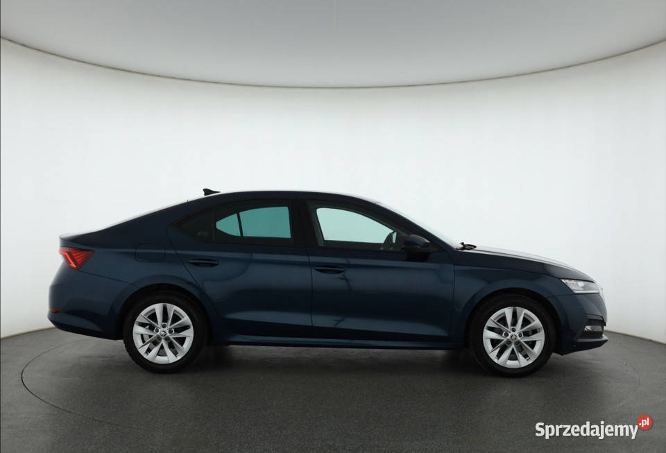 Skoda Octavia 15 TSI kamera cofania