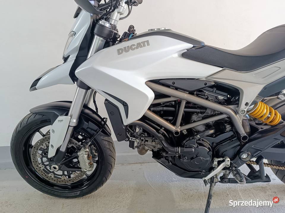 Ducati Hypermotard 821 Hyperstrada 939 z 2013r Rok produkcji 2013 Dukla