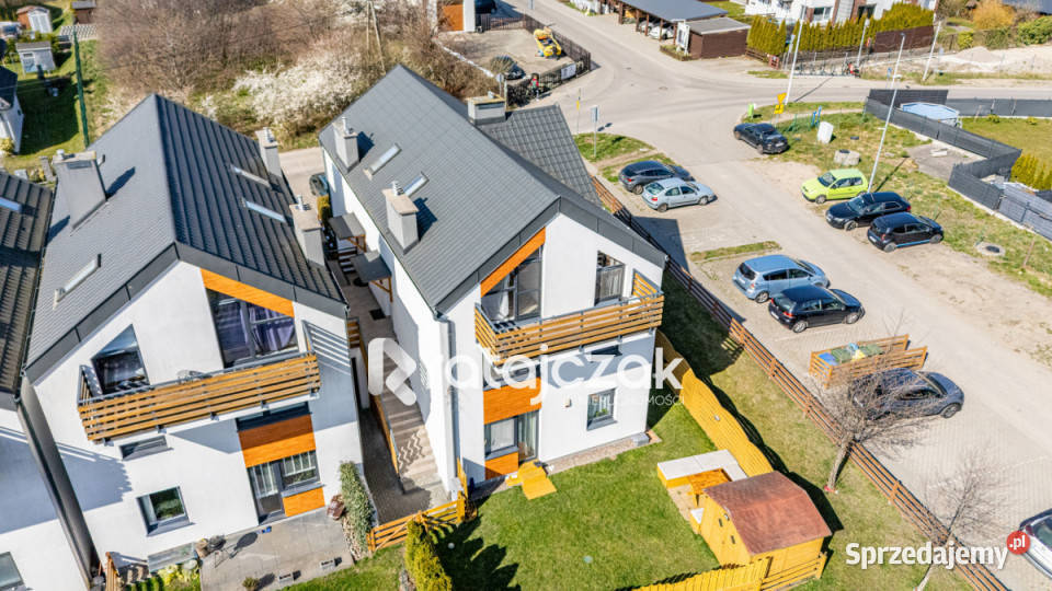 sprzedaży mieszkania 8146m2 4 pokojowe Kosakowo pustak