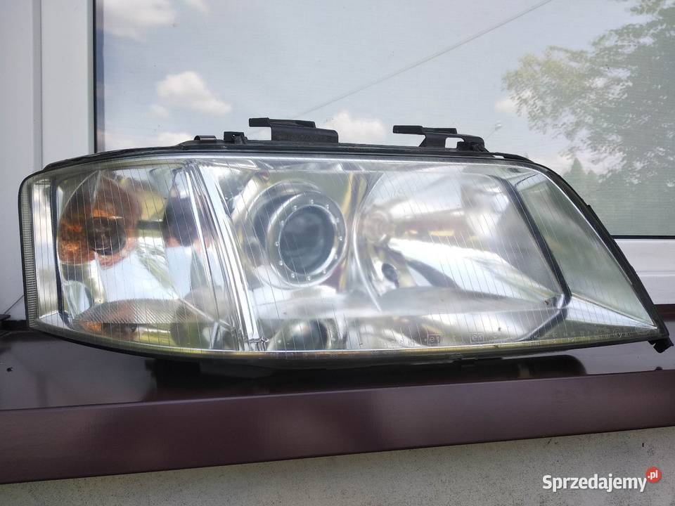 Audi A6 C5 lampy przednie reflektory prawy lewy Lampy przednie łódzkie Sieradz